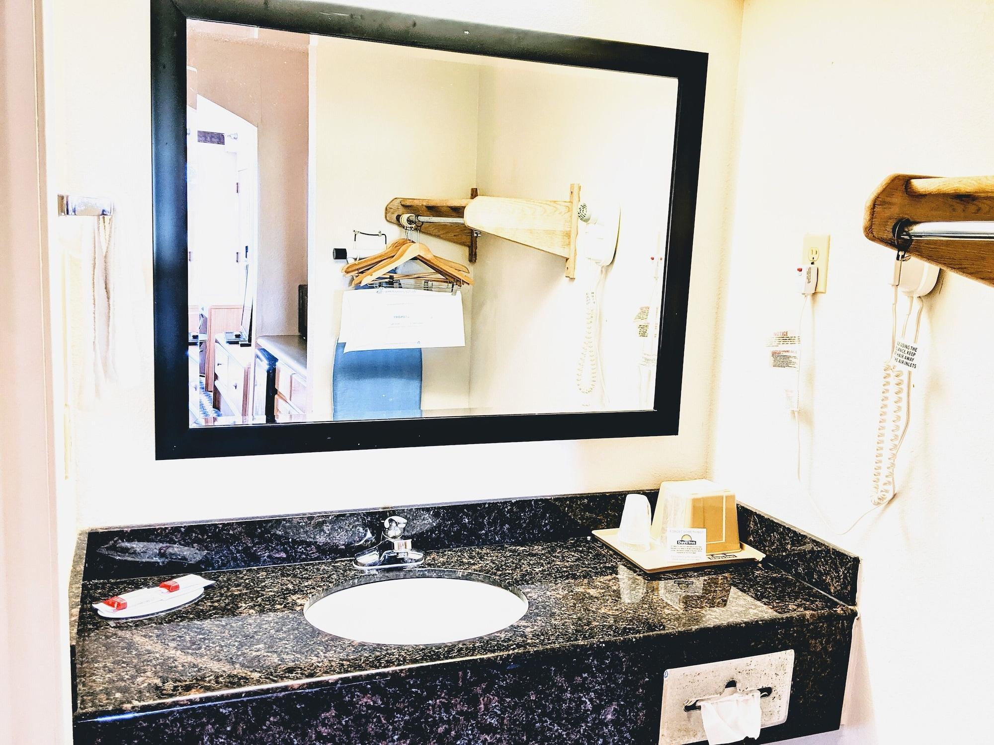 Quality Inn & Suites Decatur Priceville I-65 Dış mekan fotoğraf
