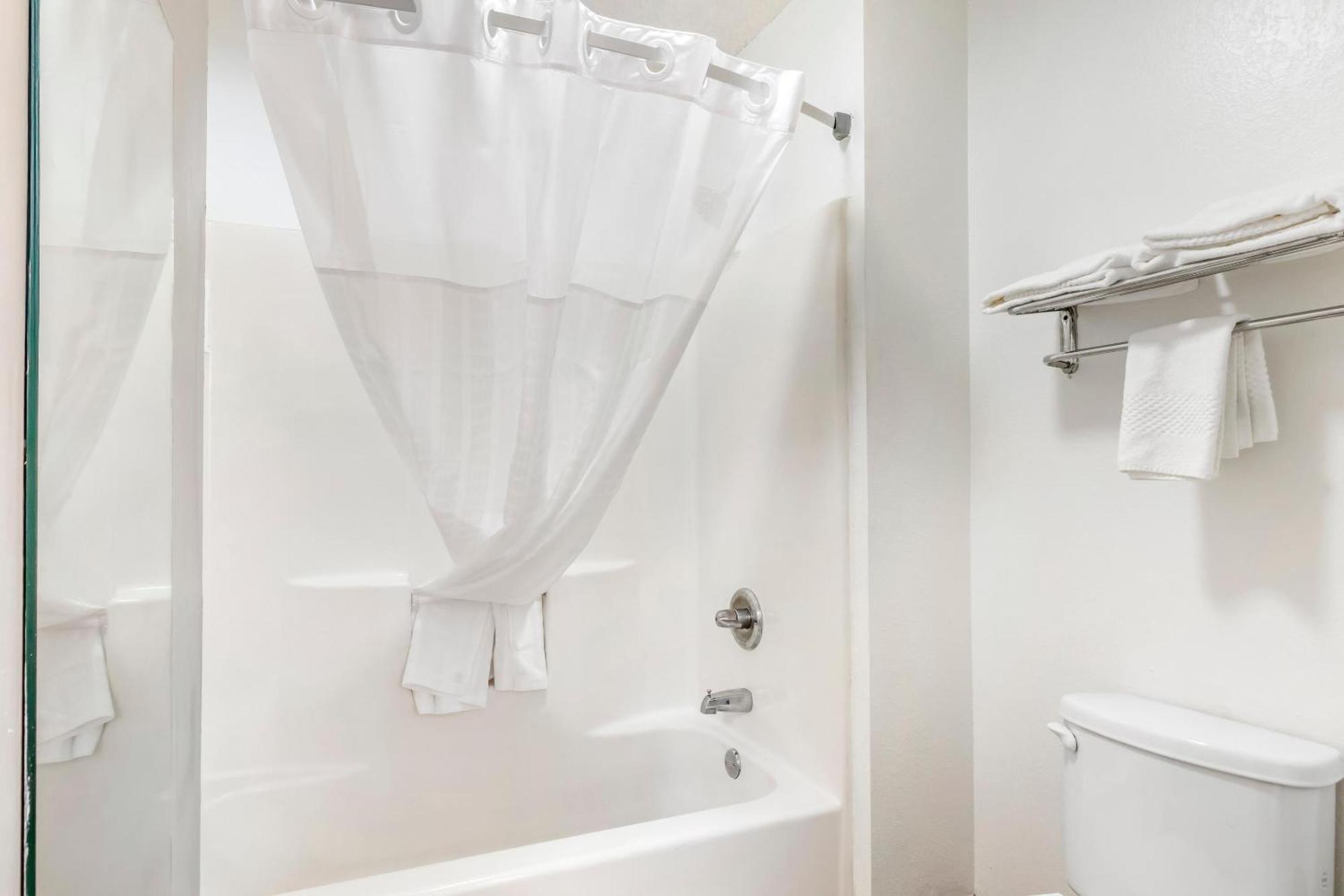 Quality Inn & Suites Decatur Priceville I-65 Dış mekan fotoğraf